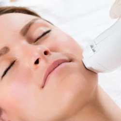 Photofacial in Winnipeg